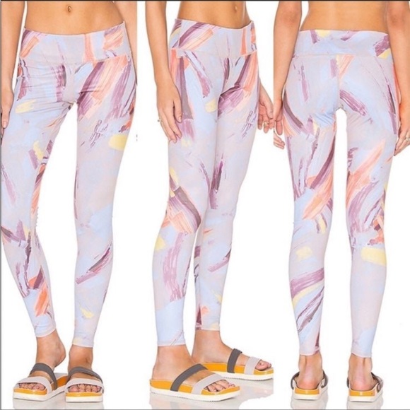 NWOT ALO Yoga Airbrushed Leggings Modern Sz.S - Picture 3 of 9